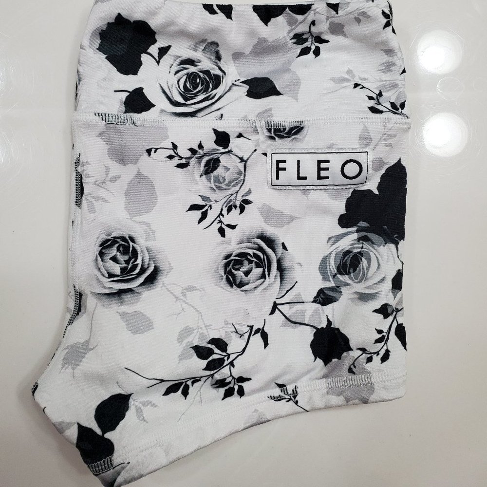 (SOLD) Fleo Medium Original